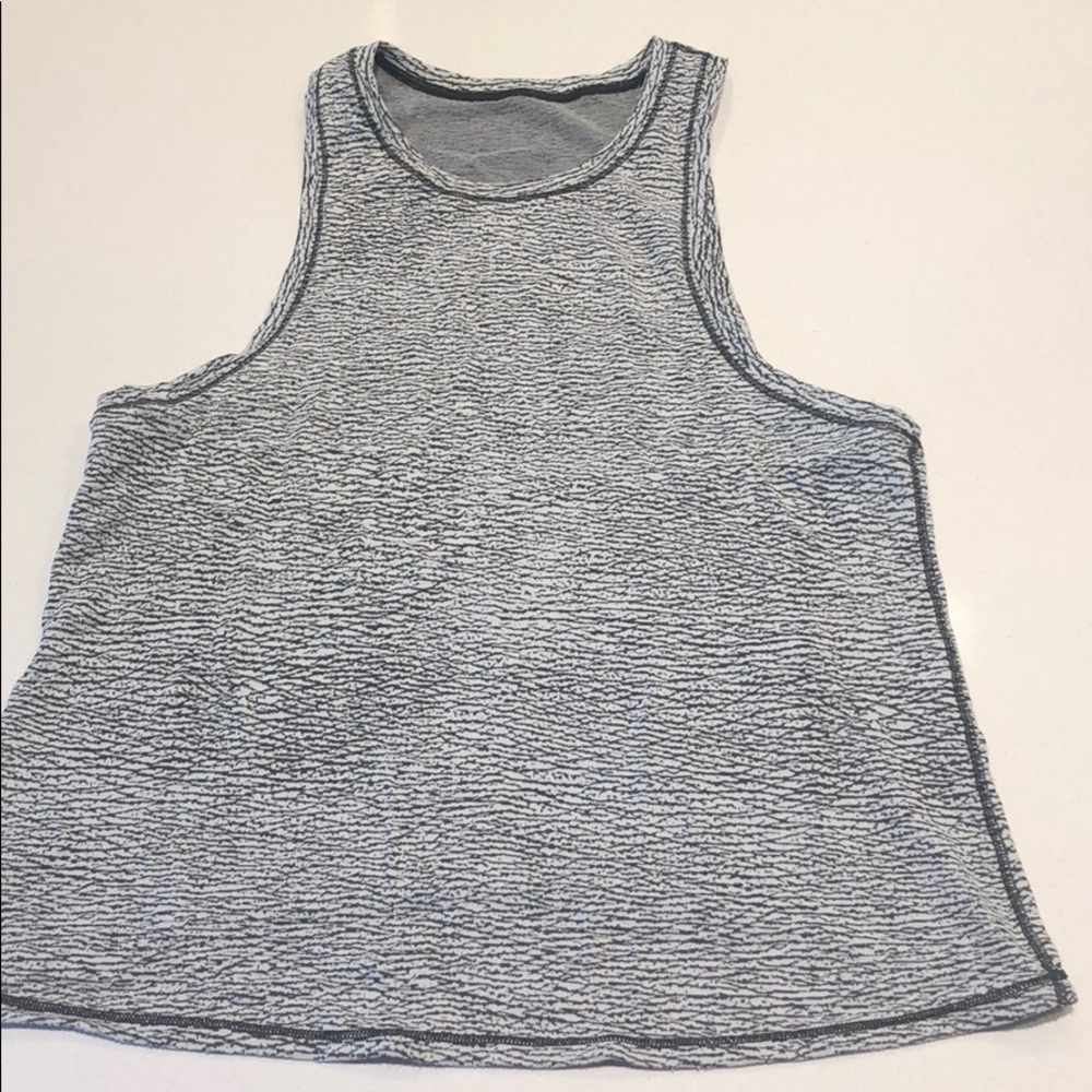 Lululemon tank